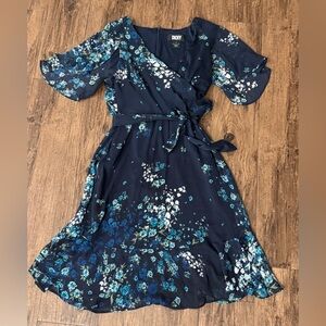 DKNY Floral Blue Knee High Dress, open sleeve. Size 4